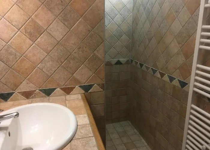 度假居 Le Petit Chai Niche Sous La Cite,