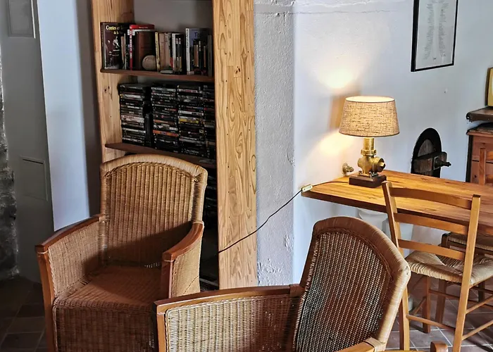 Le Petit Chai Niche Sous La Cite, 度假居